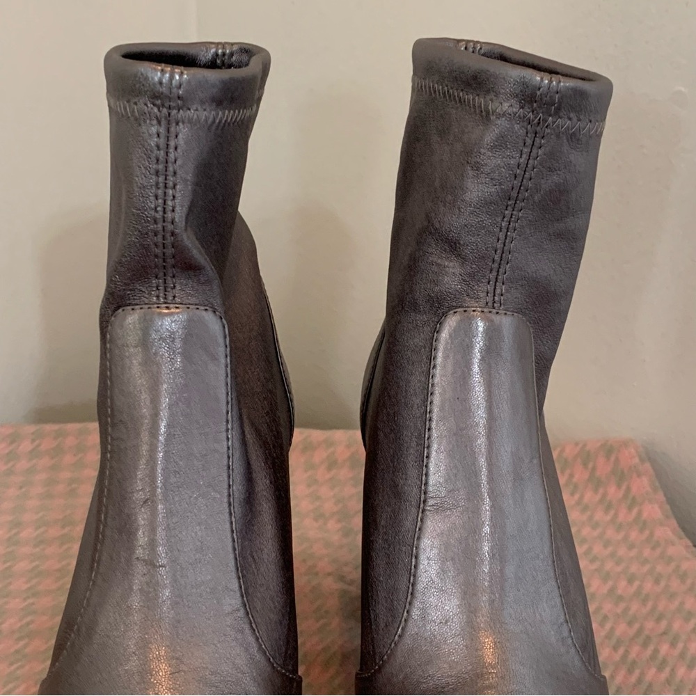 Stuart Weitzman Stuart 75 Block Stretch Bootie - Picture 4 of 13